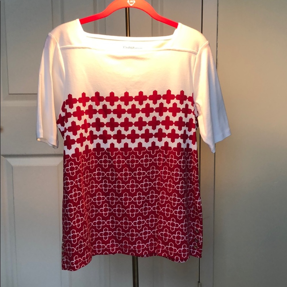 Short sleeve women’s comfy t-shirt